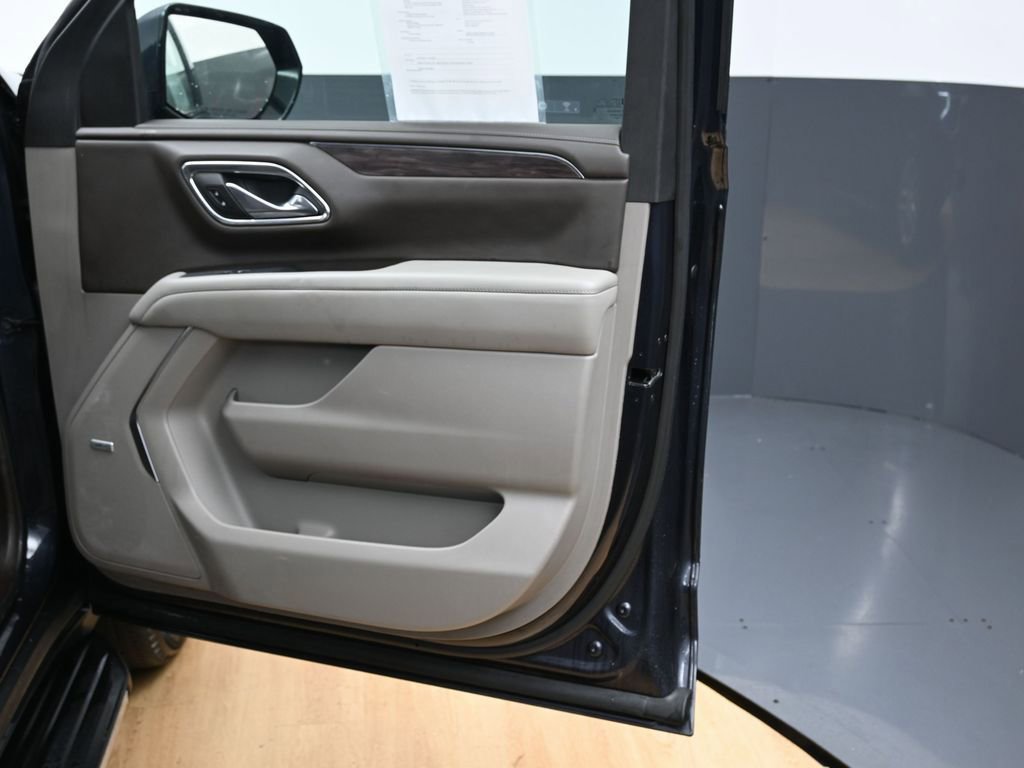 Used 2023 Chevrolet Tahoe LT image 40