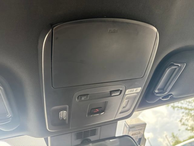 Used 2025 Toyota Camry SE FWD image 35