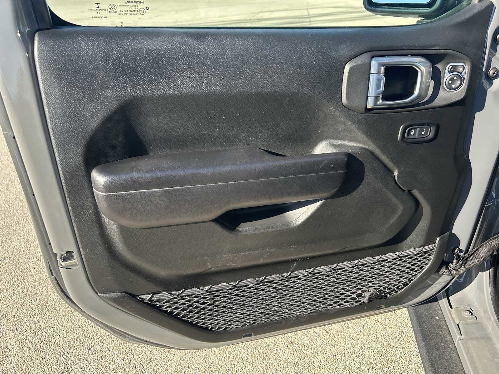 Used 2021 Jeep Wrangler Unlimited Rubicon image 22