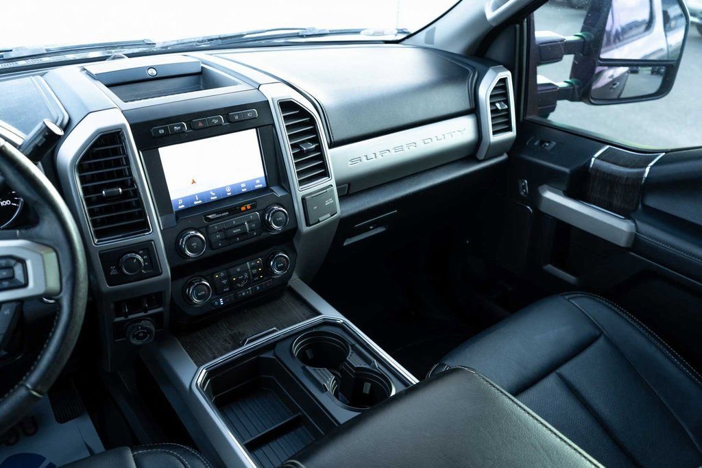 Used 2020 Ford F250 Lariat image 17