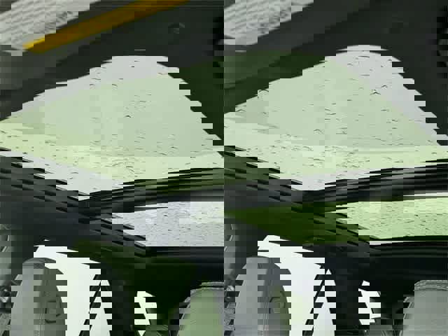 Certified 2025 Mercedes-Benz GLE 450 4MATIC image 21