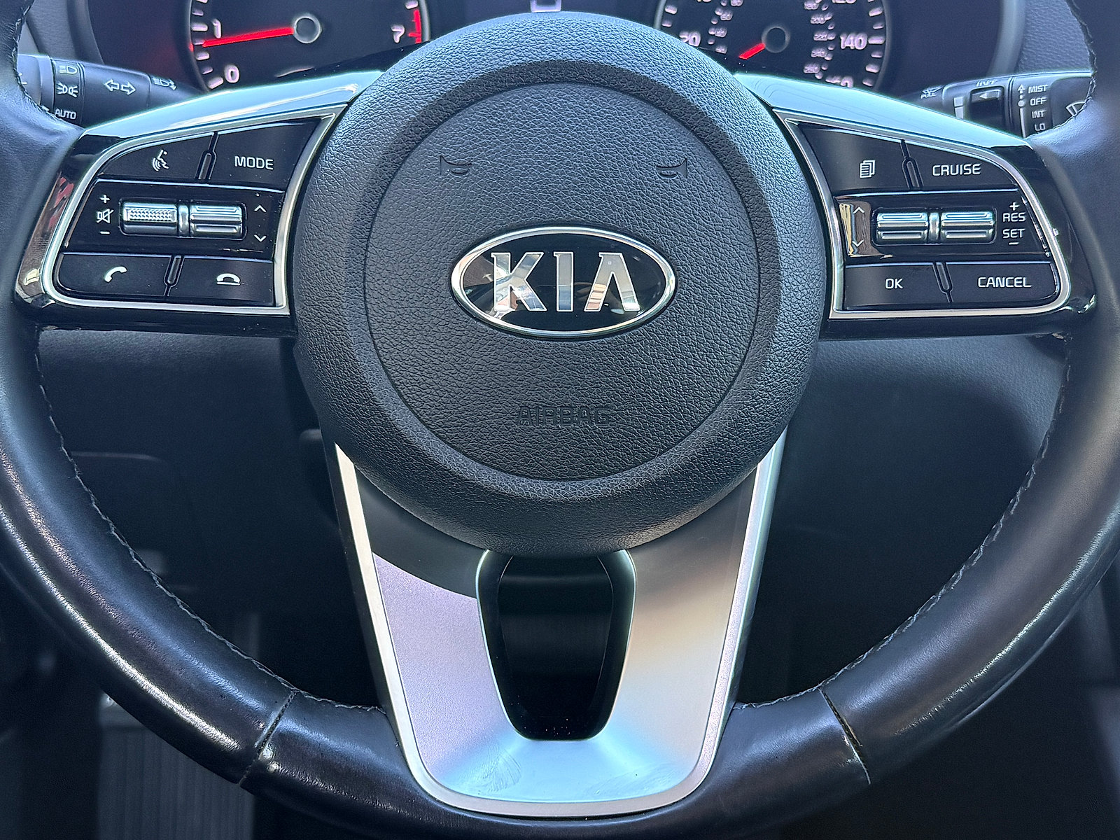 Used 2020 Kia Optima SE FWD image 18