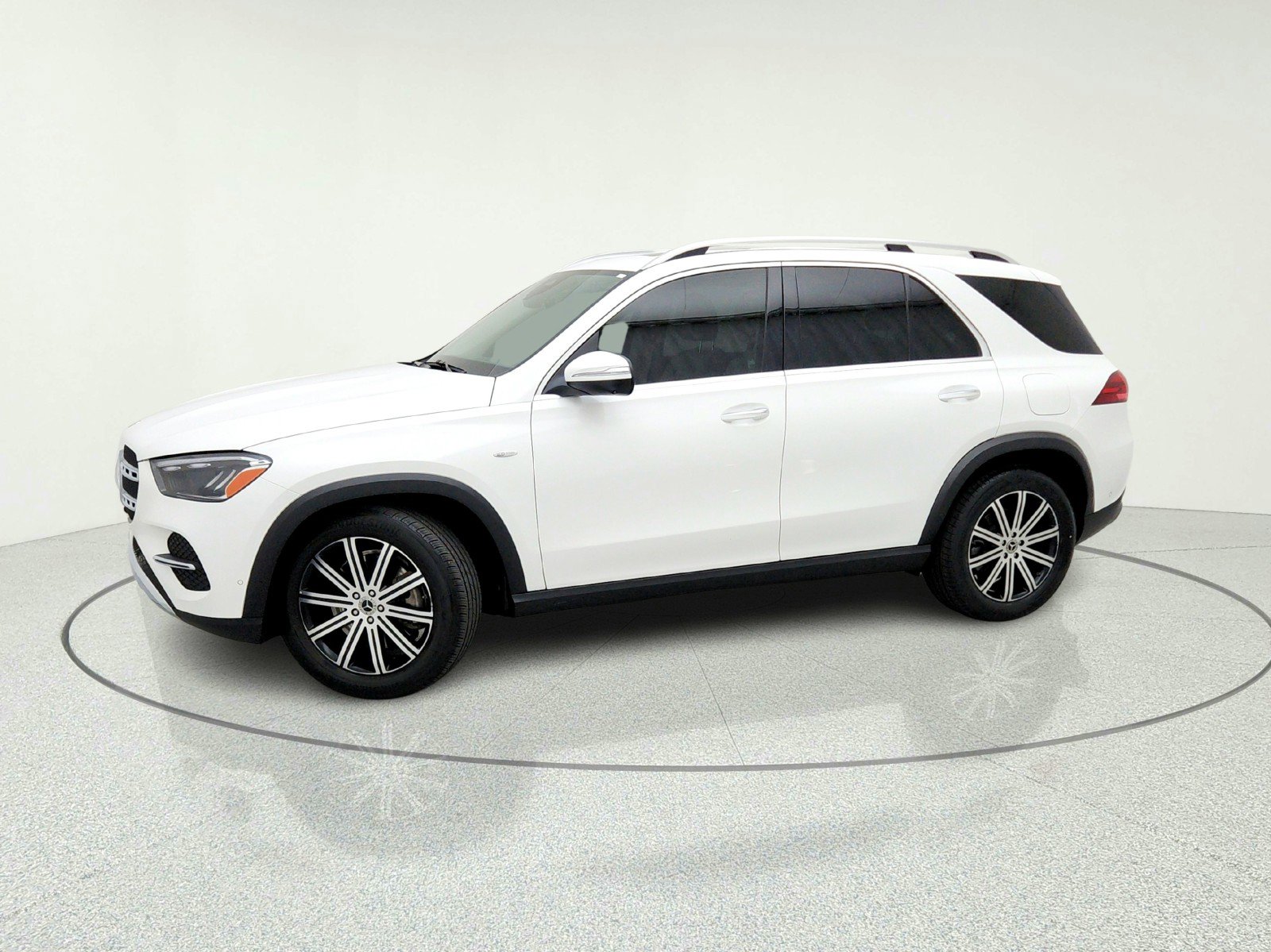 Certified 2025 Mercedes-Benz GLE 450e 4MATIC image 15