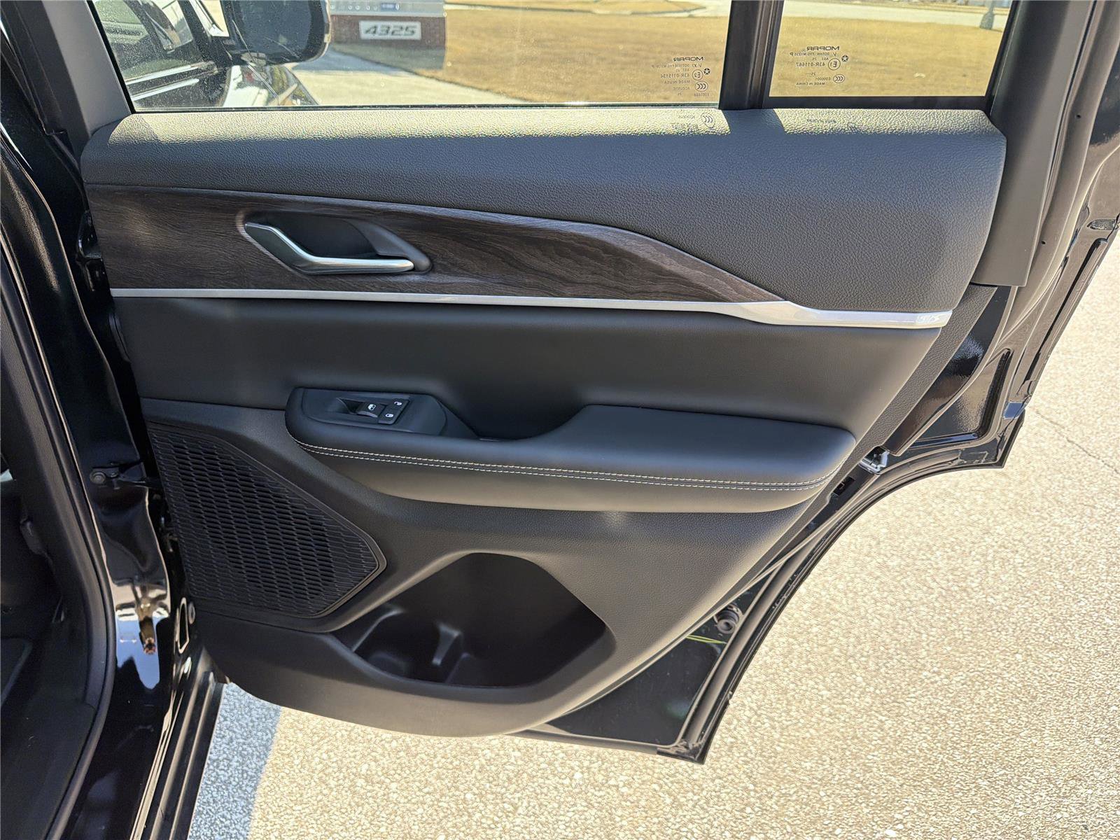 New 2026 Jeep Grand Cherokee Altitude AWD/4WD image 16