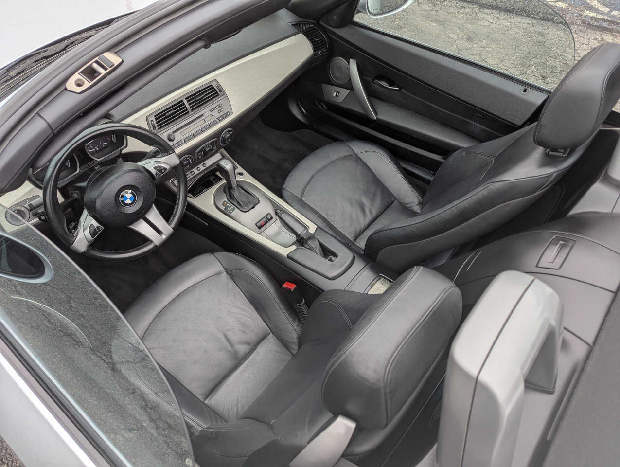 Used 2004 BMW Z4 3.0i image 46