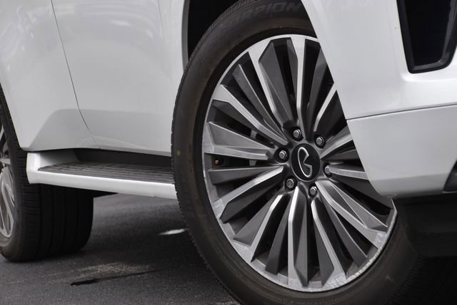 Certified 2025 INFINITI QX80 Sensory image 13