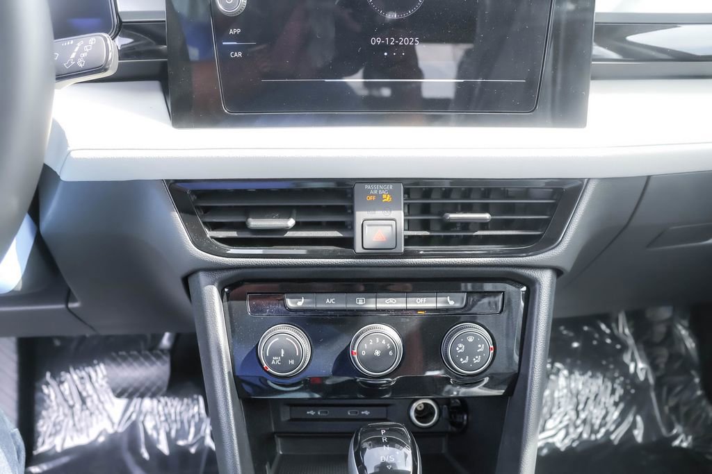 Used 2025 Volkswagen Taos S image 22