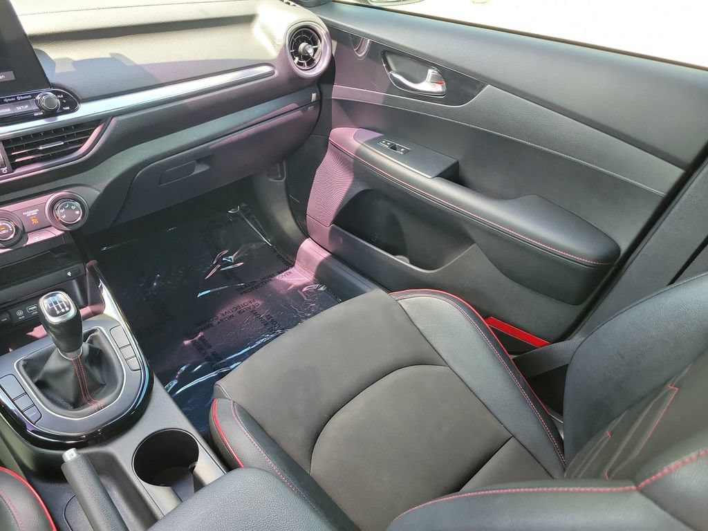 Used 2020 Kia Forte GT FWD image 11
