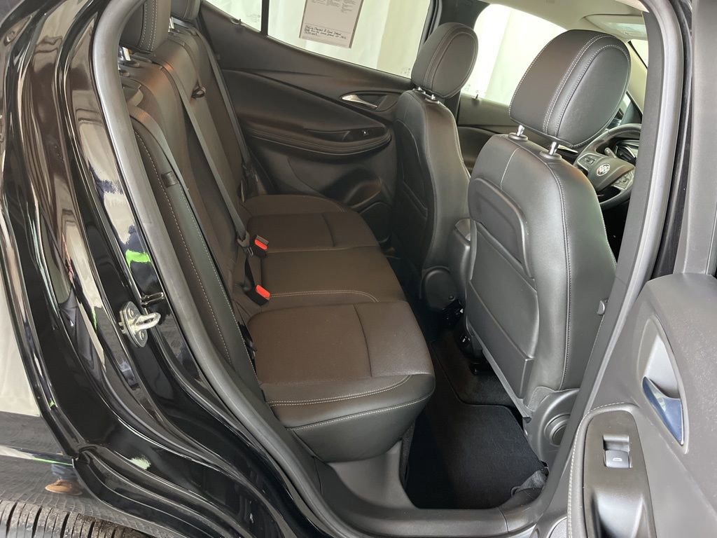 Used 2023 Buick Encore GX Select w/ Sport Touring Package FWD image 21