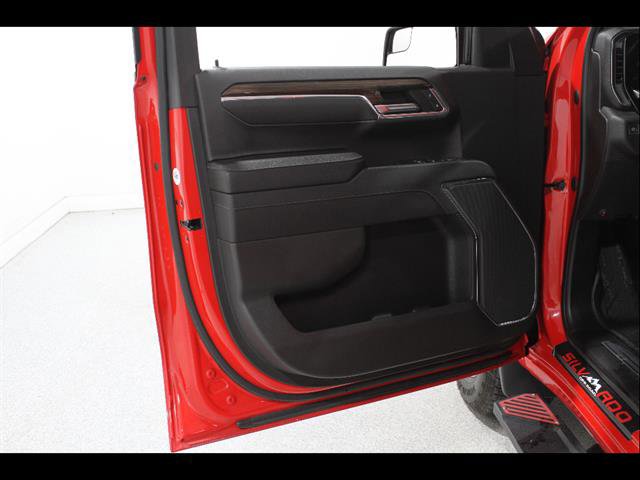 Used 2023 Chevrolet Silverado 1500 LT image 4