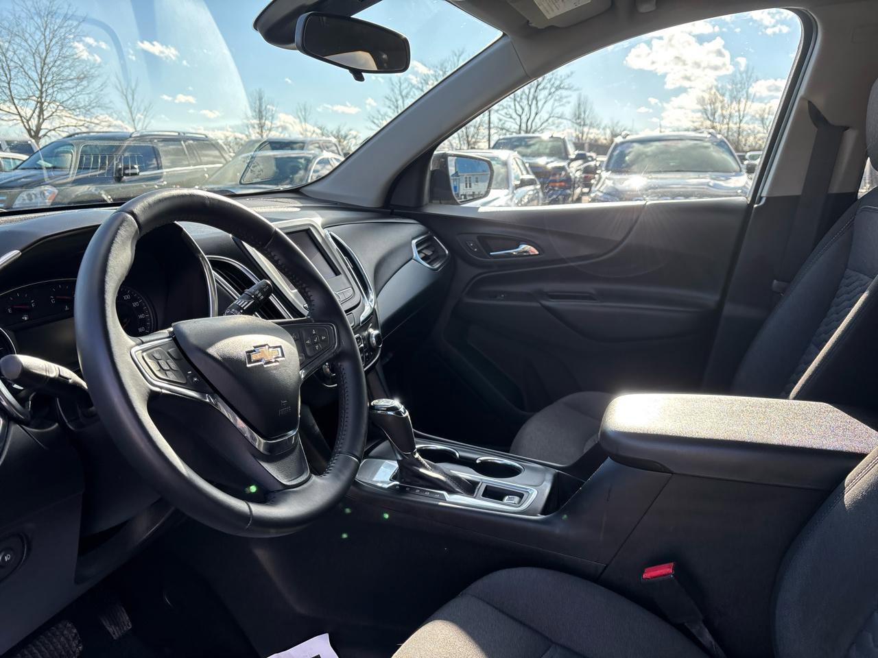 Used 2021 Chevrolet Equinox LT FWD image 14