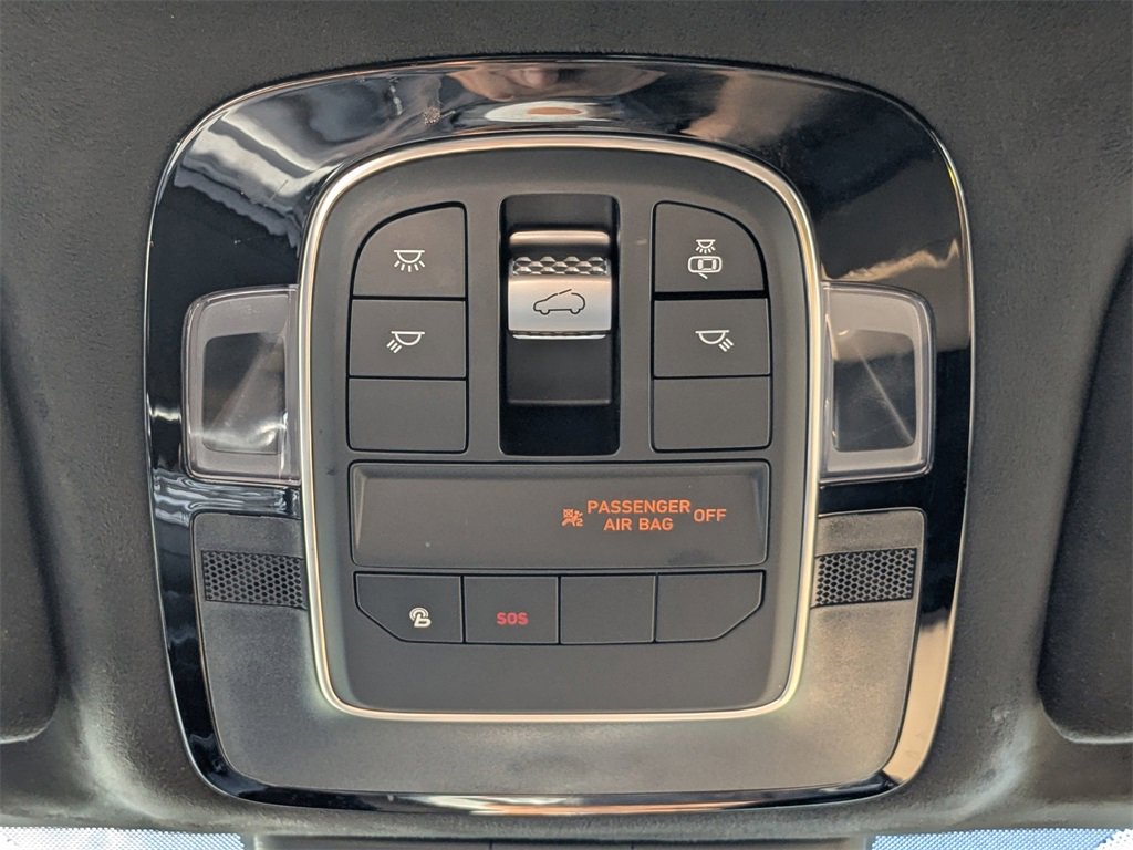 Used 2022 Hyundai Santa Fe Calligraphy image 27