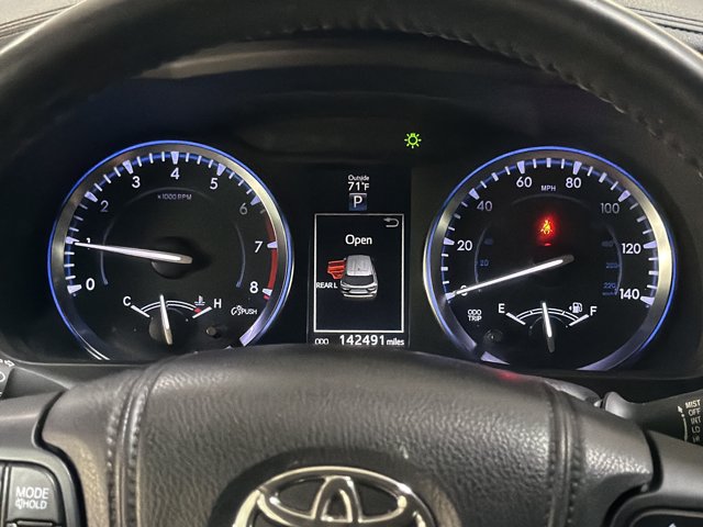 Used 2014 Toyota Highlander XLE AWD/4WD image 29
