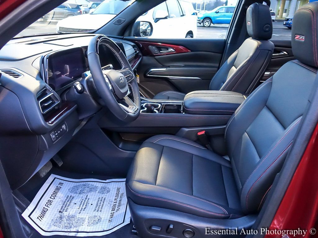 Used 2024 Chevrolet Traverse Z71 w/ Enhanced Driving Package image 13