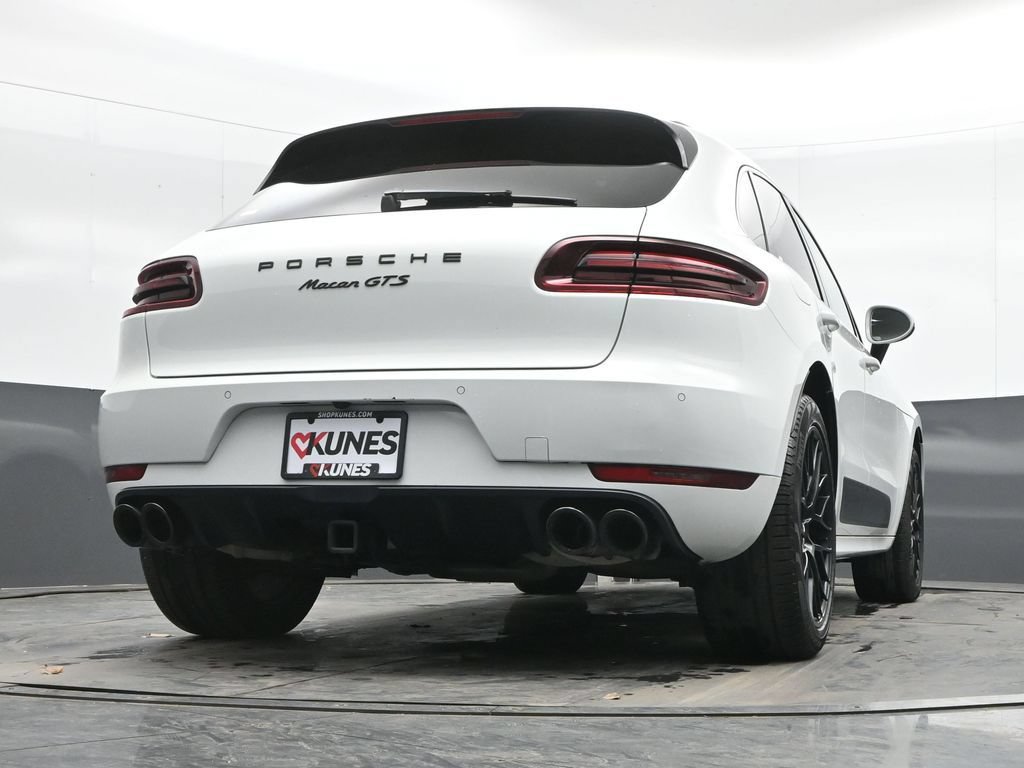 Used 2018 Porsche Macan GTS w/ Premium Package Plus AWD/4WD image 40
