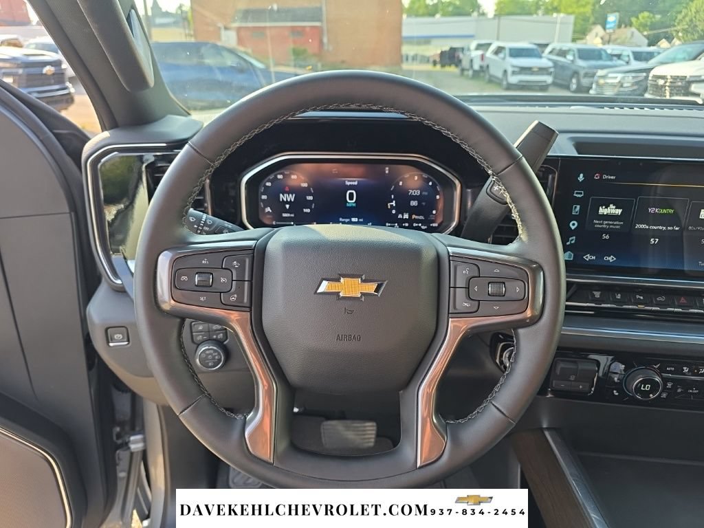 Used 2026 Chevrolet Silverado 2500 High Country w/ High Country Premium Package AWD/4WD image 12