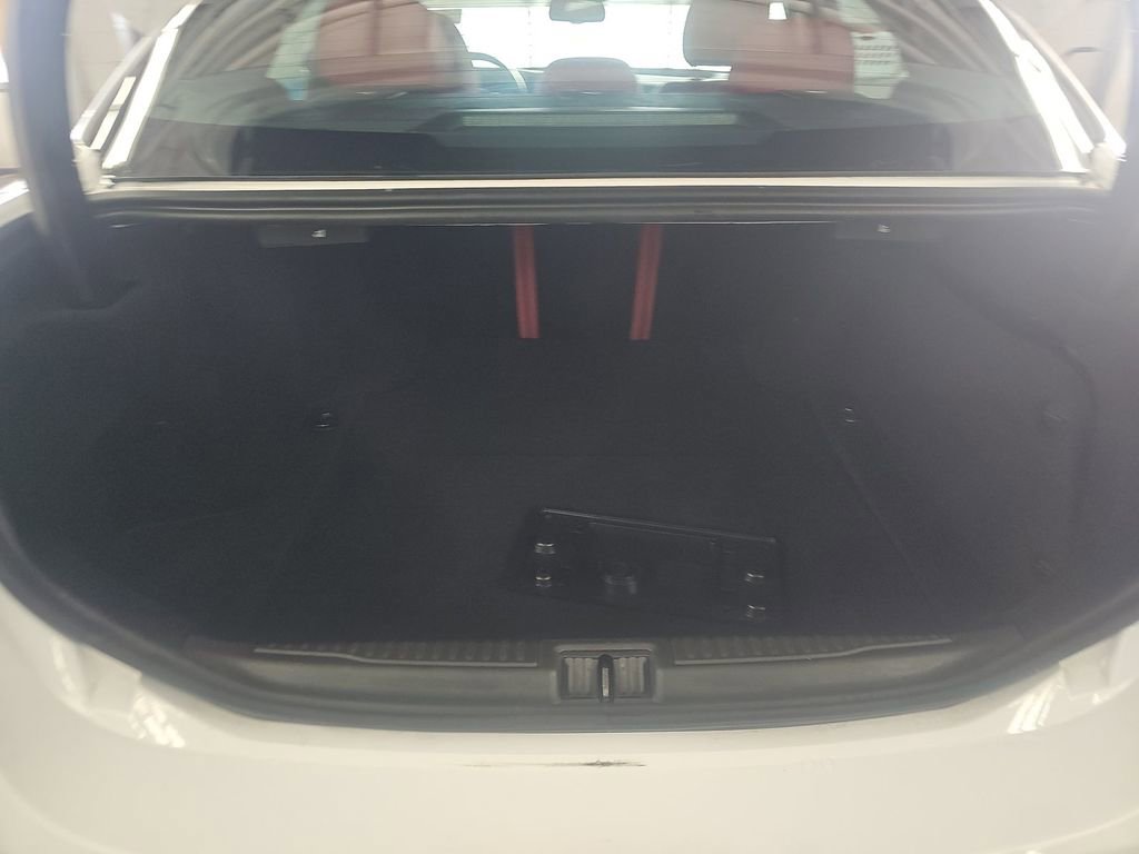 Used 2024 Alfa Romeo Giulia Veloce image 7