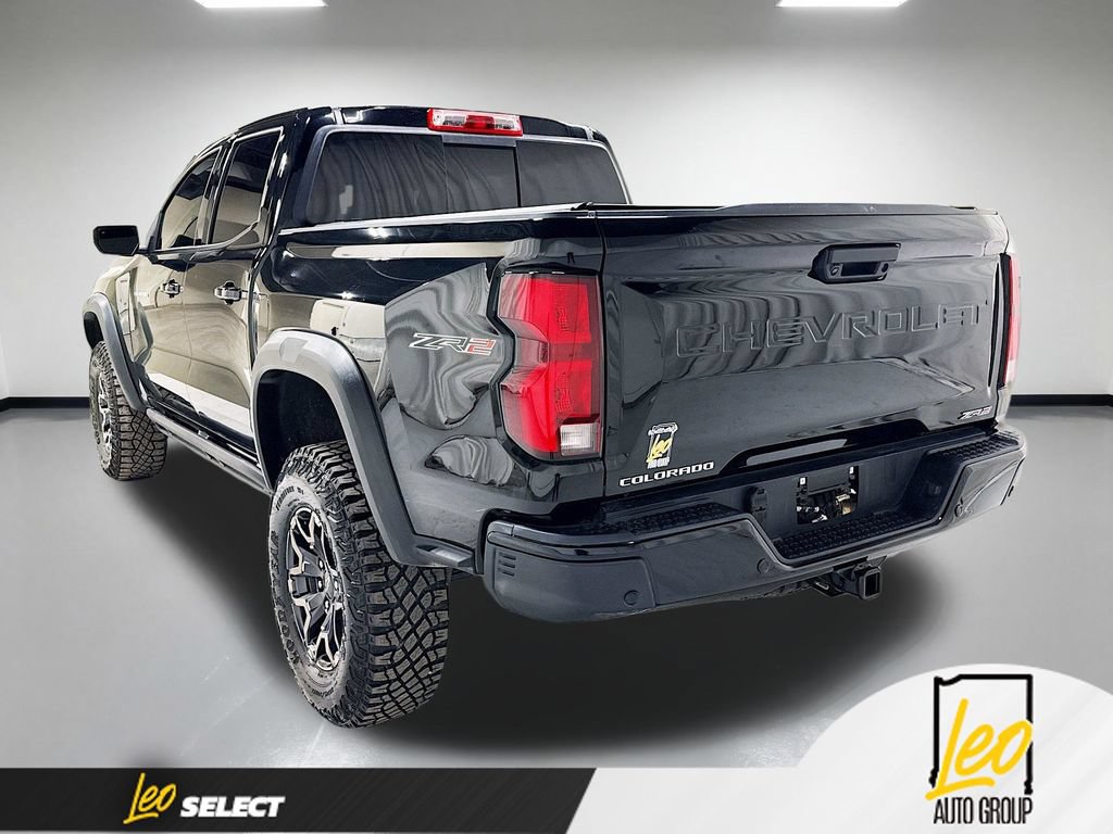Used 2025 Chevrolet Colorado ZR2 w/ Technology Package AWD/4WD image 10