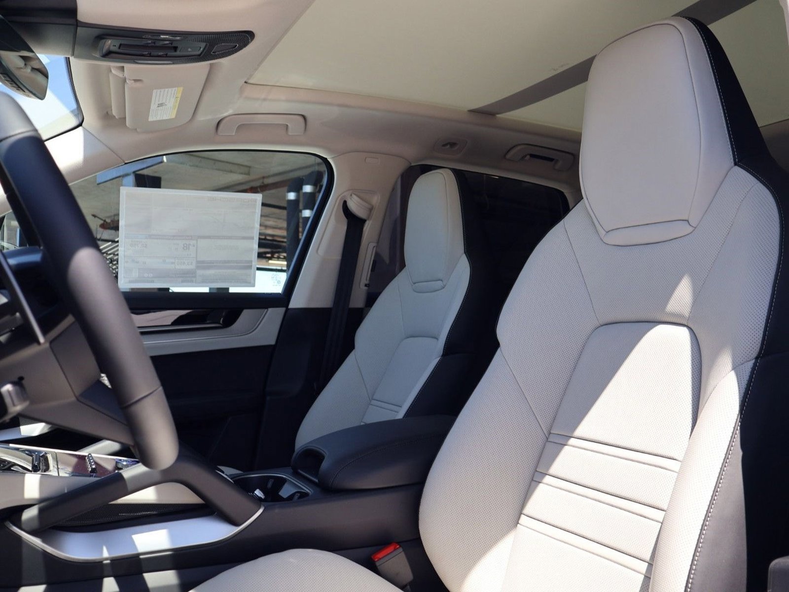 New 2026 Porsche Cayenne S image 5