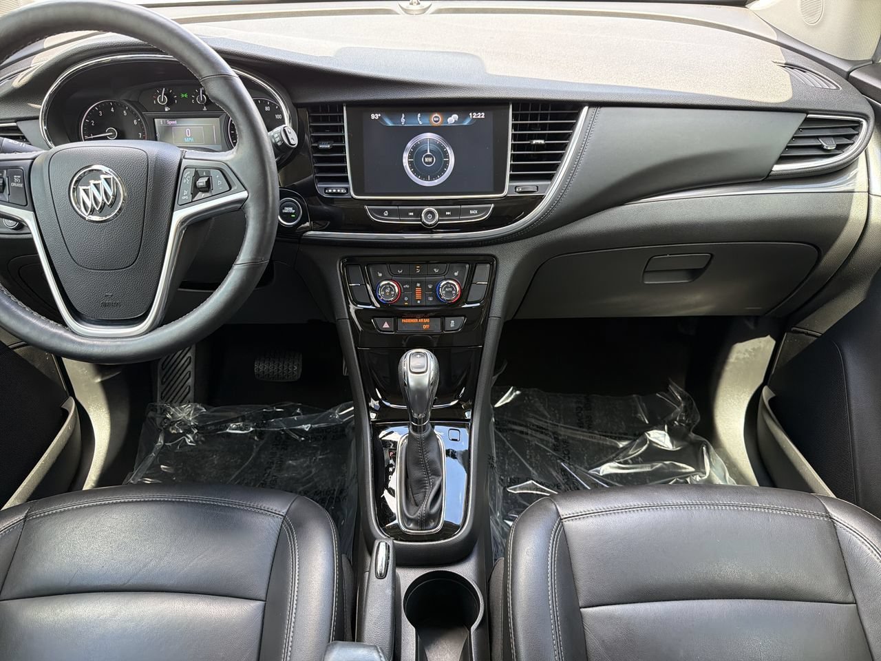 Used 2020 Buick Encore Essence FWD image 12