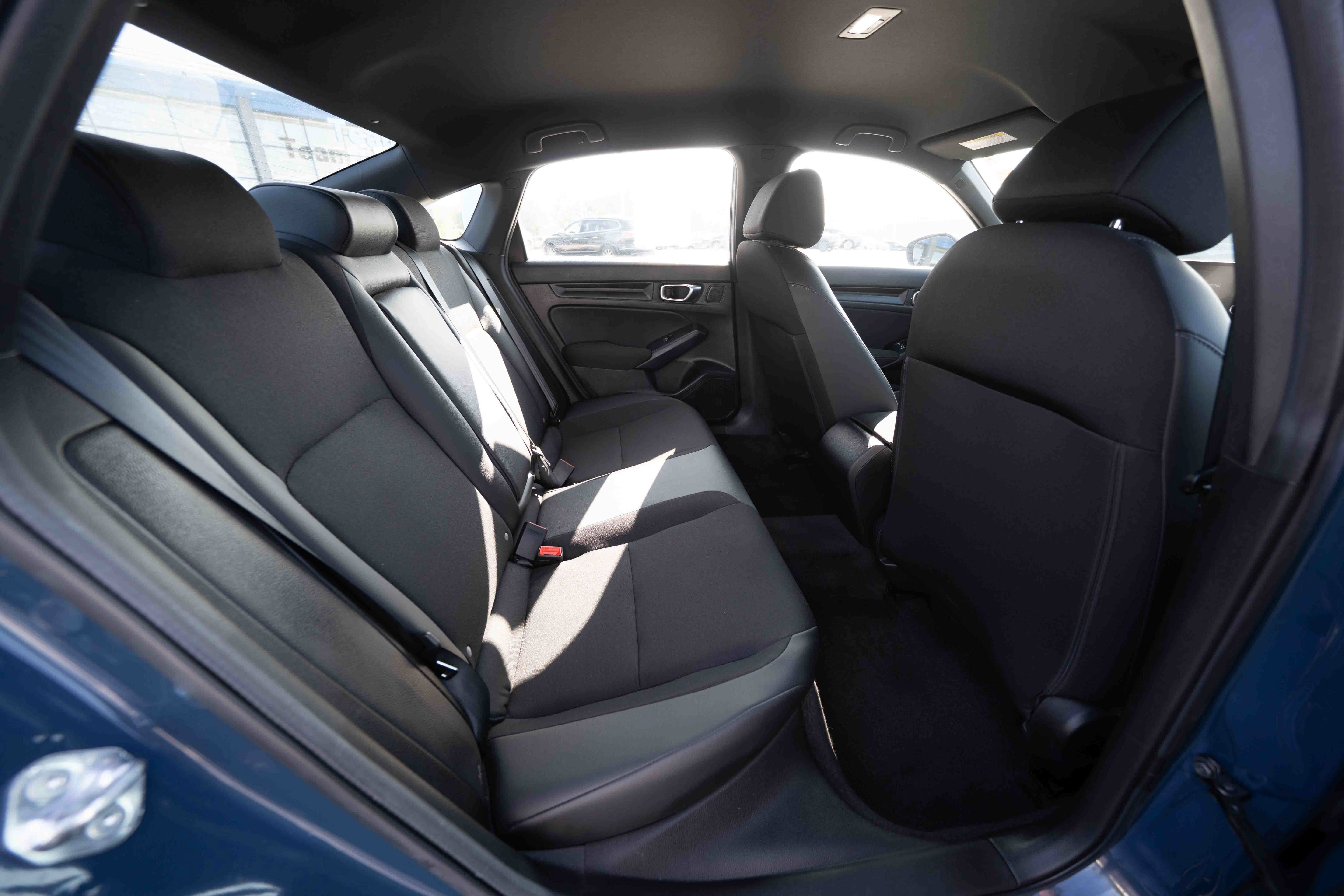Certified 2025 Honda Civic Sport image 24