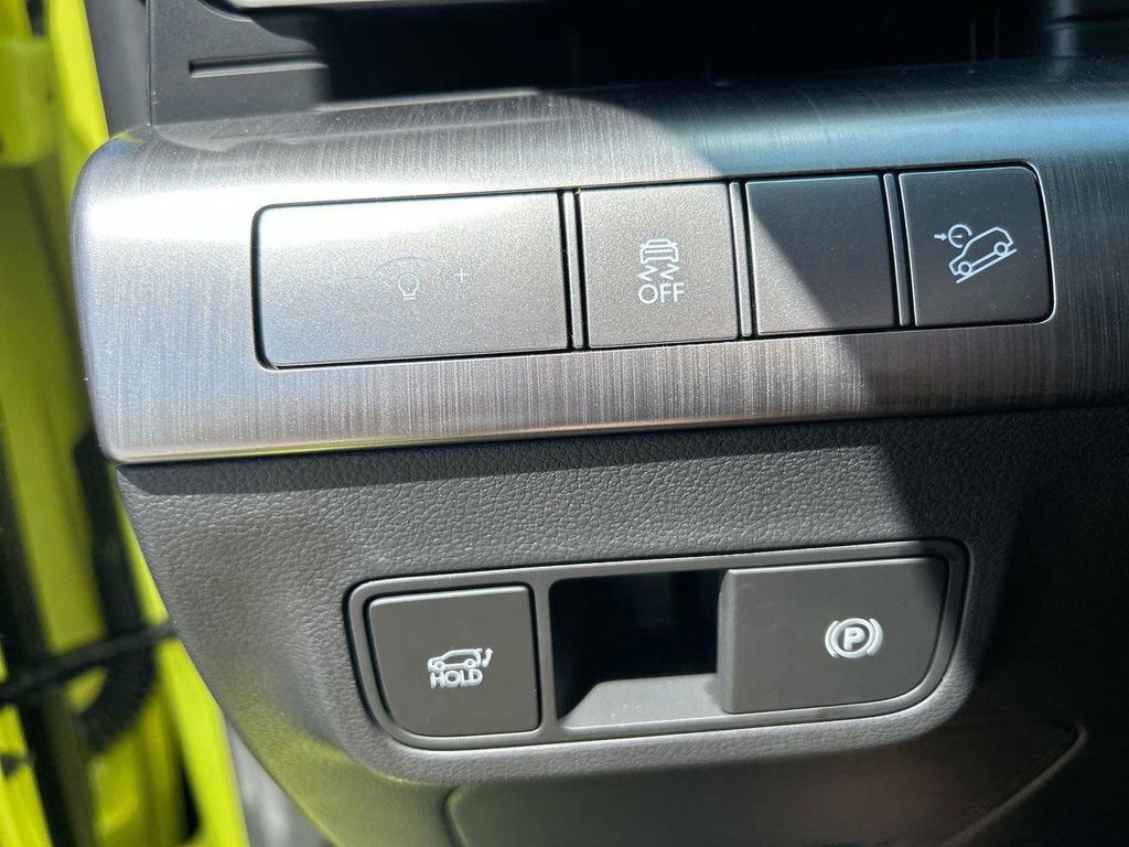 New 2026 Hyundai Kona Limited FWD image 31