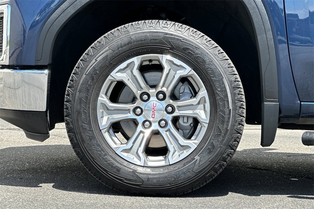 Used 2020 GMC Sierra 1500 SLT w/ X31 Off-Road Package image 27