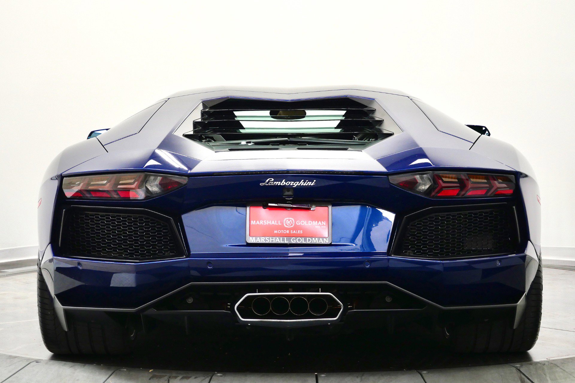 Used 2014 Lamborghini Aventador LP 700-4 image 8