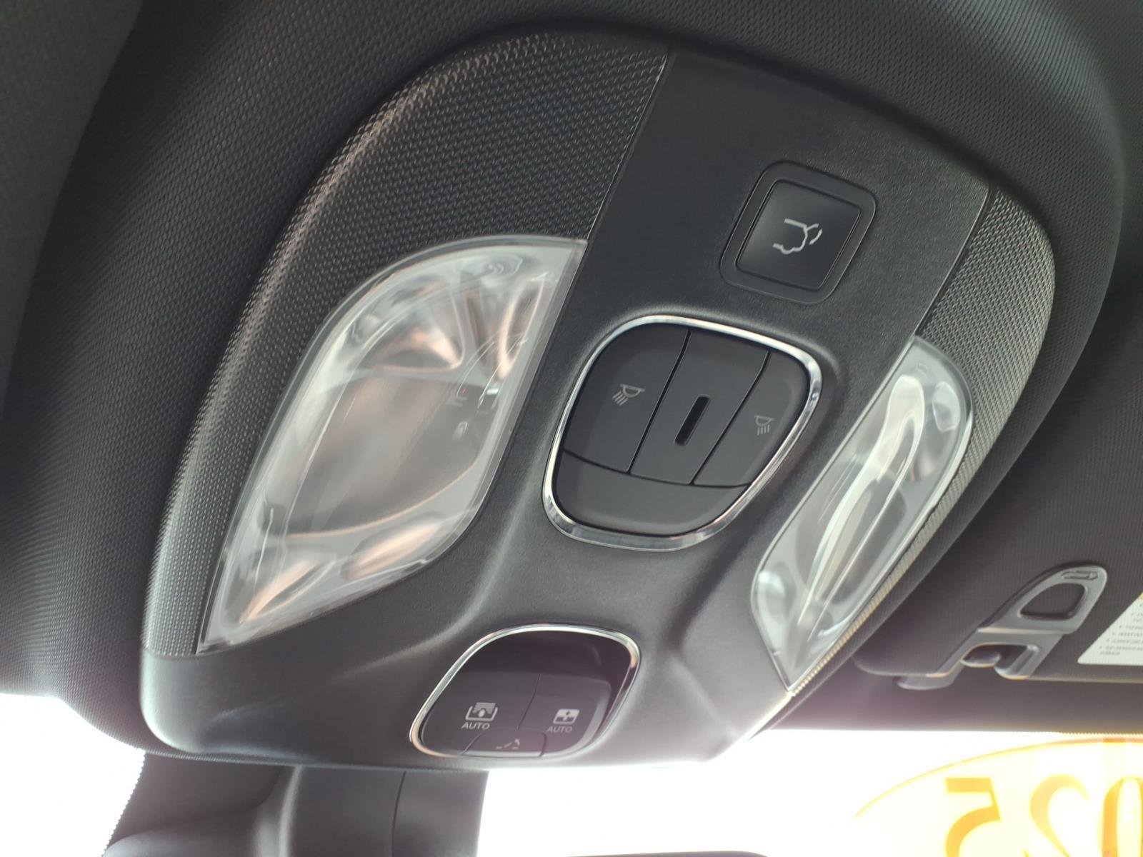 Used 2025 Jeep Compass Limited w/ Elite Group AWD/4WD image 25