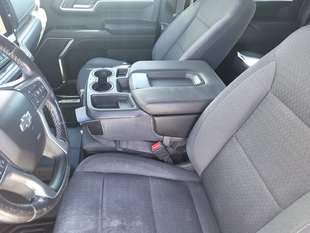 Used 2022 Chevrolet Silverado 1500 RST AWD/4WD image 25