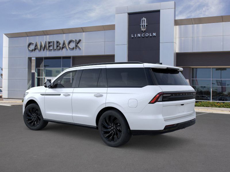 New 2026 Lincoln Navigator Reserve w/ Jet Appearance Package image 4