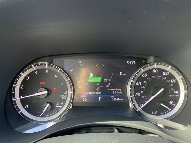 Used 2022 Toyota Highlander XLE image 20