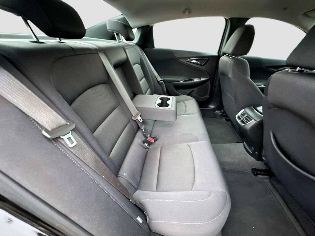 Used 2024 Chevrolet Malibu LT image 25
