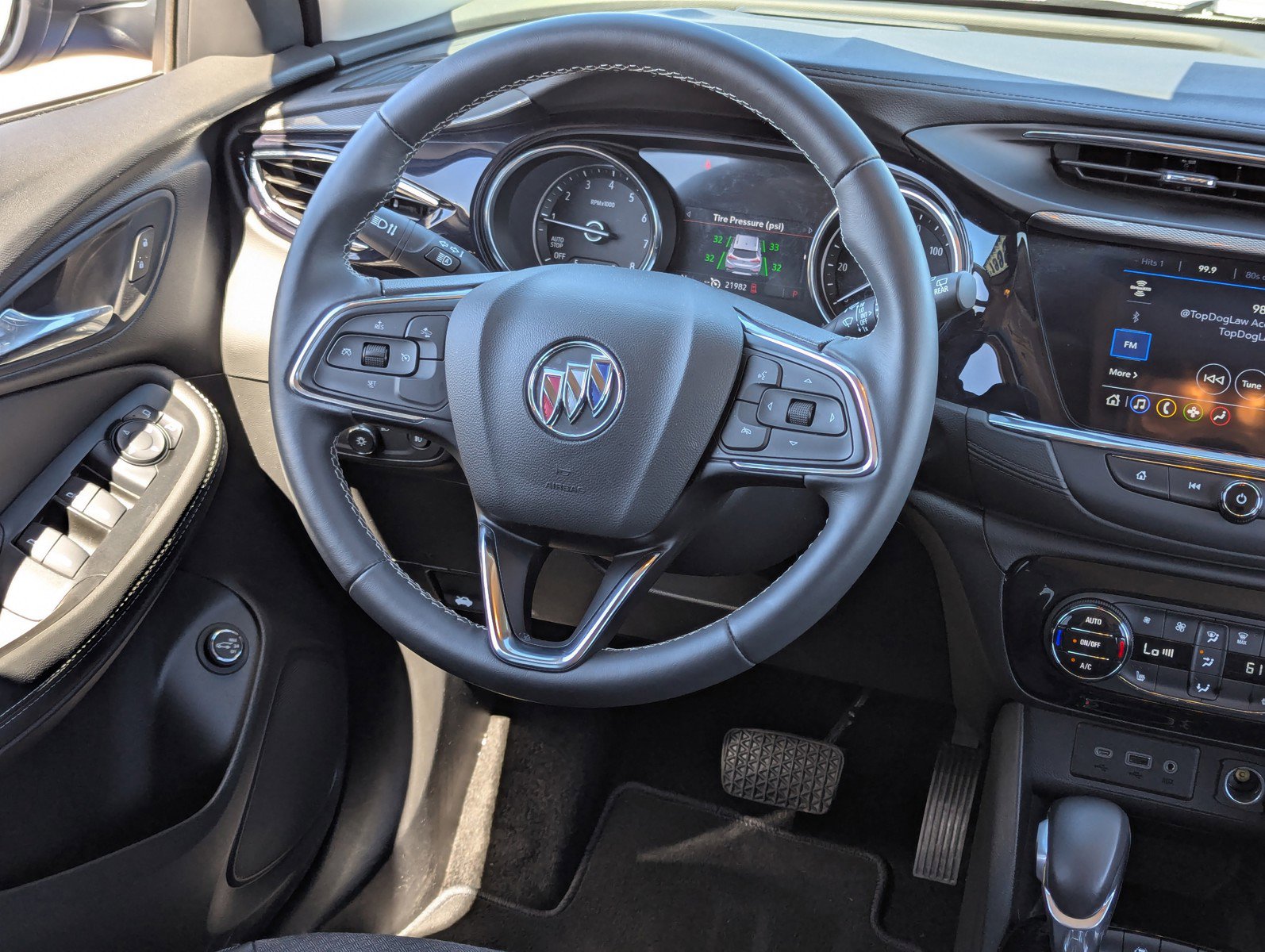 Certified 2023 Buick Encore GX Select image 16