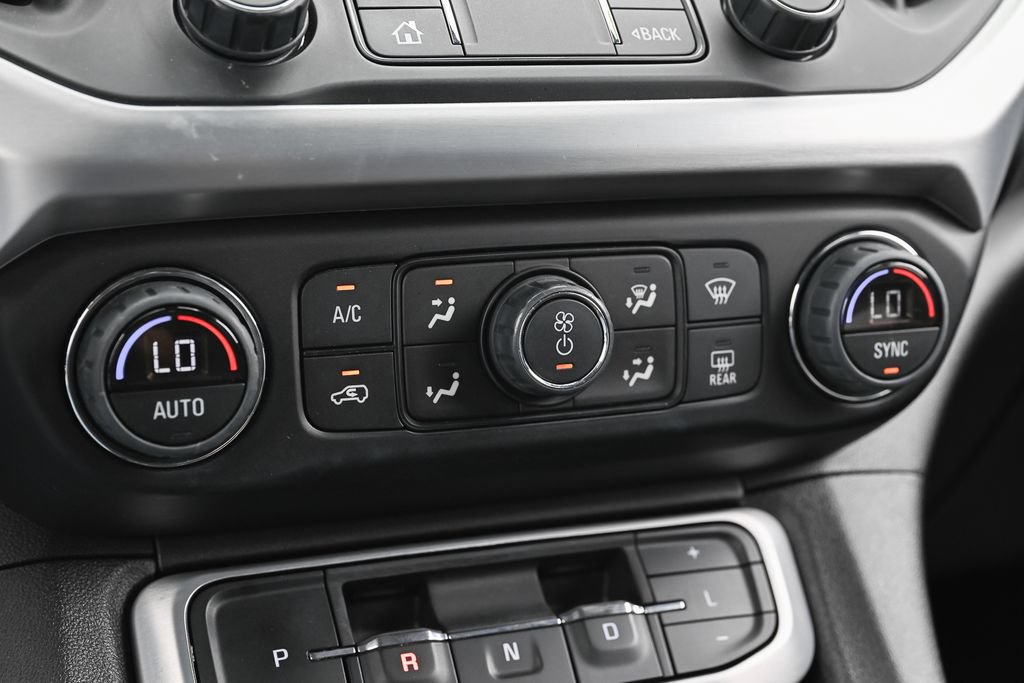 Used 2022 GMC Acadia SLE FWD image 30