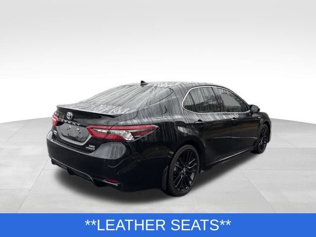 Used 2021 Toyota Camry XSE w/ Navigation Upgrade Package image 4