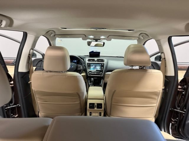 Used 2019 Subaru Outback 3.6R Limited AWD/4WD image 31