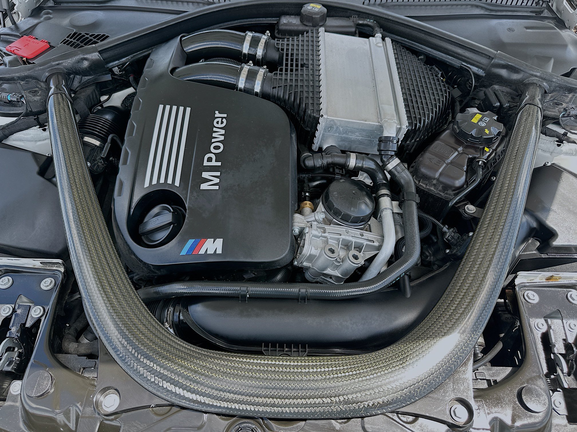 Used 2016 BMW M4 Convertible RWD image 33