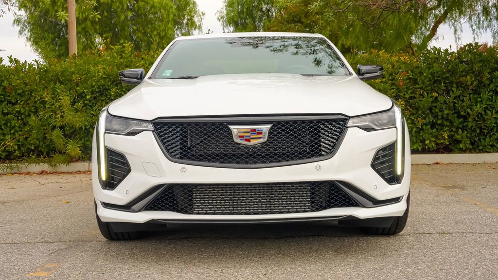 New 2026 Cadillac CT4 V image 4