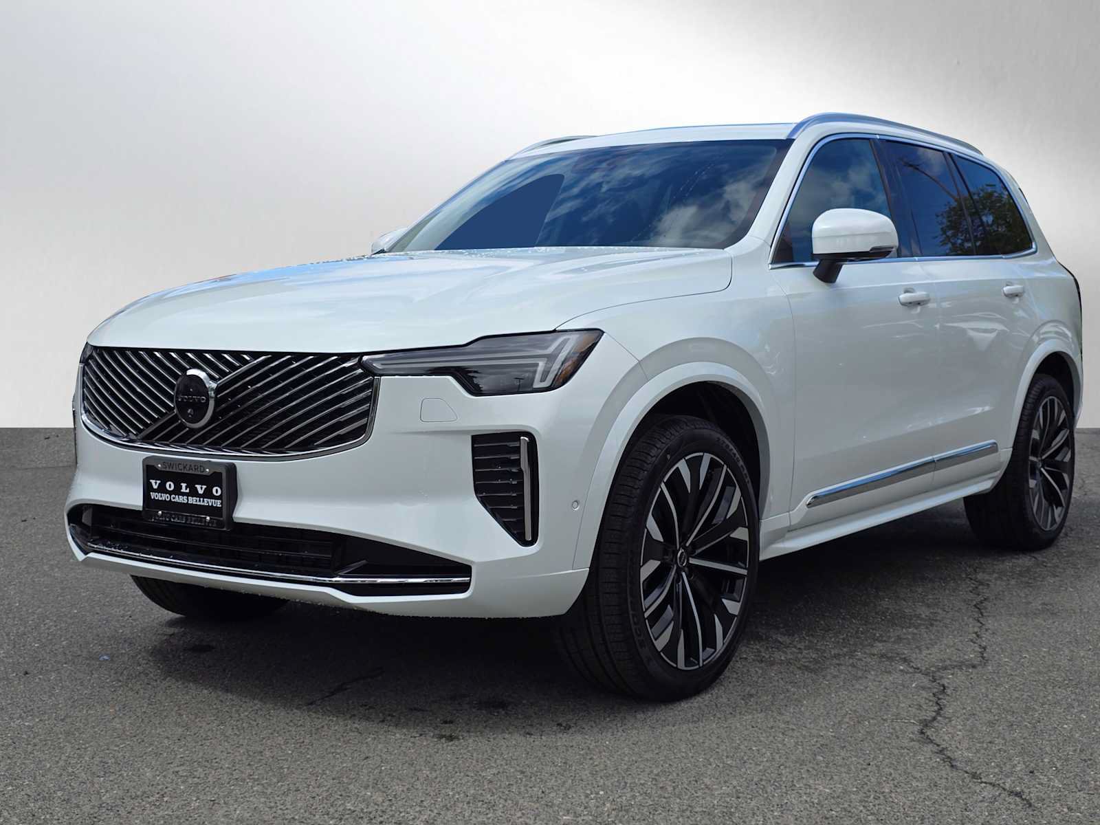 New 2026 Volvo XC90 B6 Plus w/ Protection Package AWD/4WD image 7