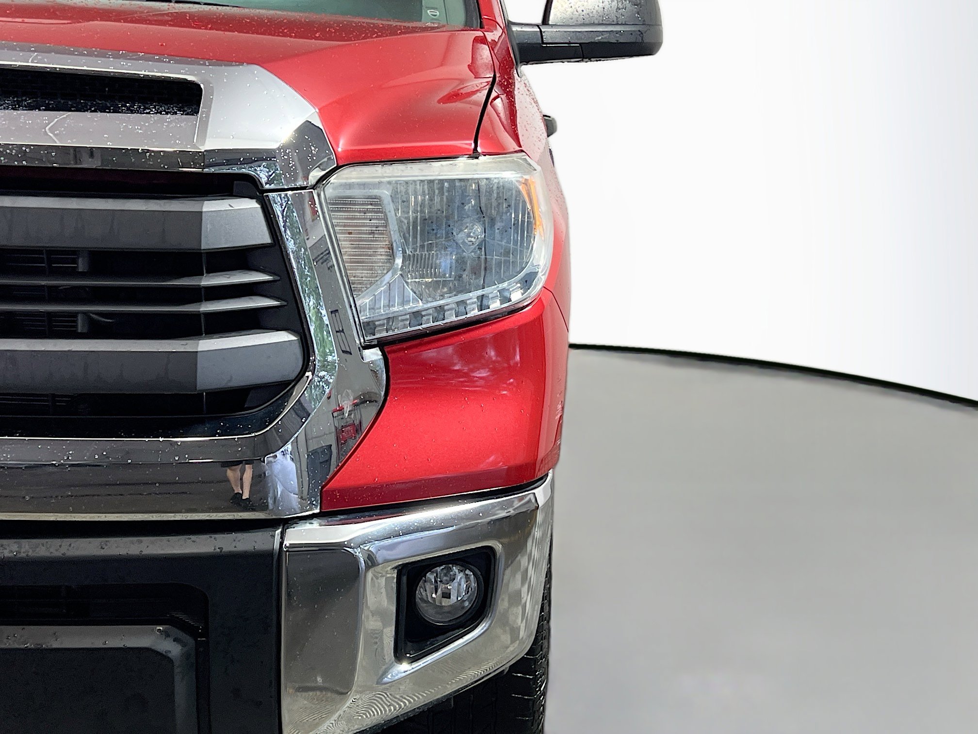 Used 2014 Toyota Tundra SR5 w/ SR5 Upgrade Package AWD/4WD image 11