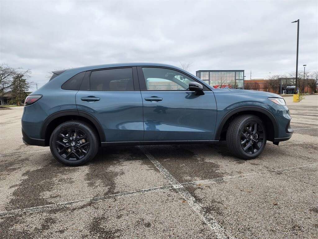 Used 2024 Honda HR-V Sport image 16