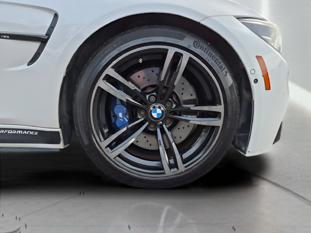 Used 2018 BMW M3 RWD image 13