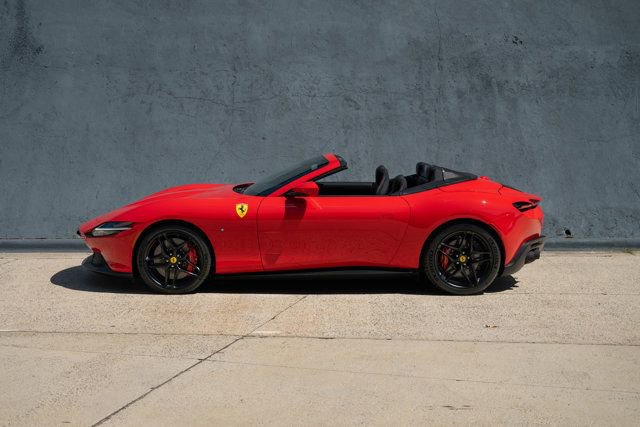 Certified 2025 Ferrari Roma Spider image 4