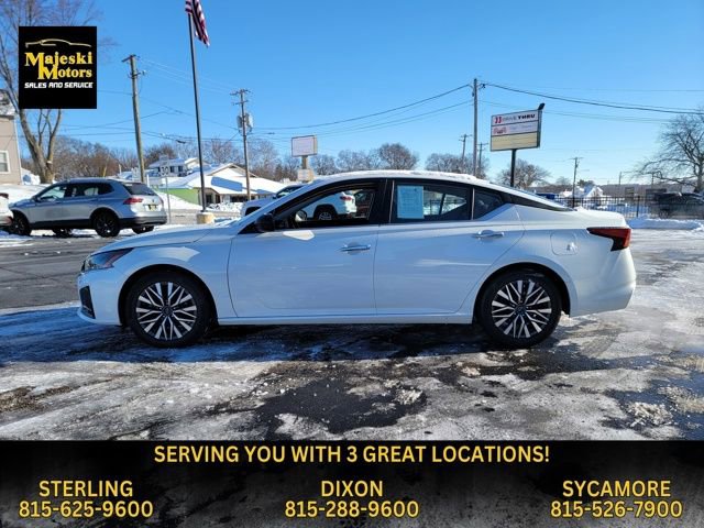 Used 2024 Nissan Altima 2.5 SV image 4