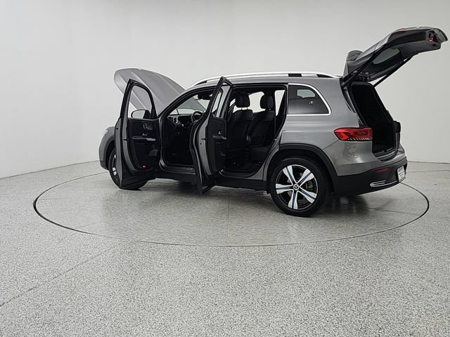Used 2023 Mercedes-Benz EQB 300 4MATIC image 12