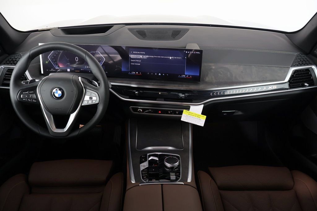 New 2026 BMW X5 xDrive40i w/ Climate Comfort Package image 4