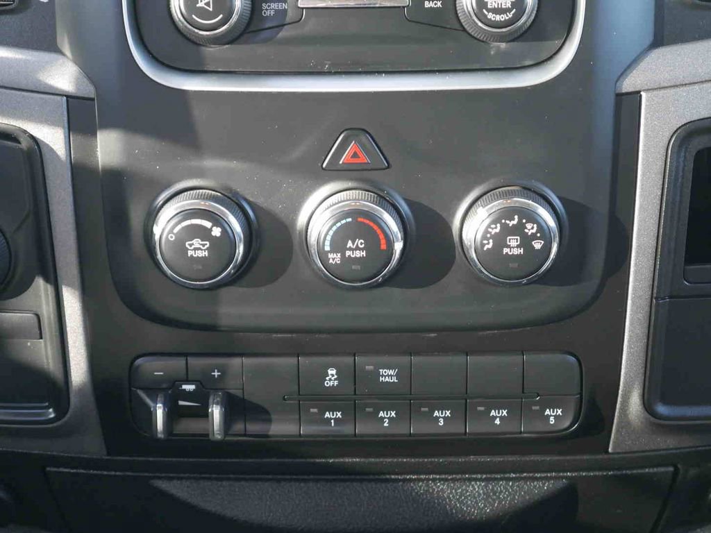 Used 2018 RAM 3500 Tradesman w/ Chrome Appearance Group image 8