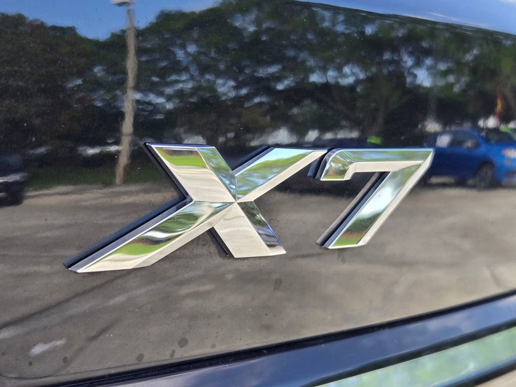 Used 2025 BMW X7 xDrive40i image 14