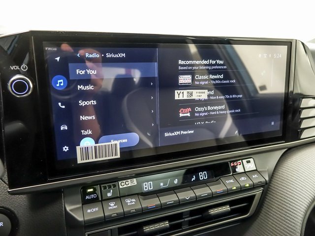 New 2026 Toyota Camry SE image 18